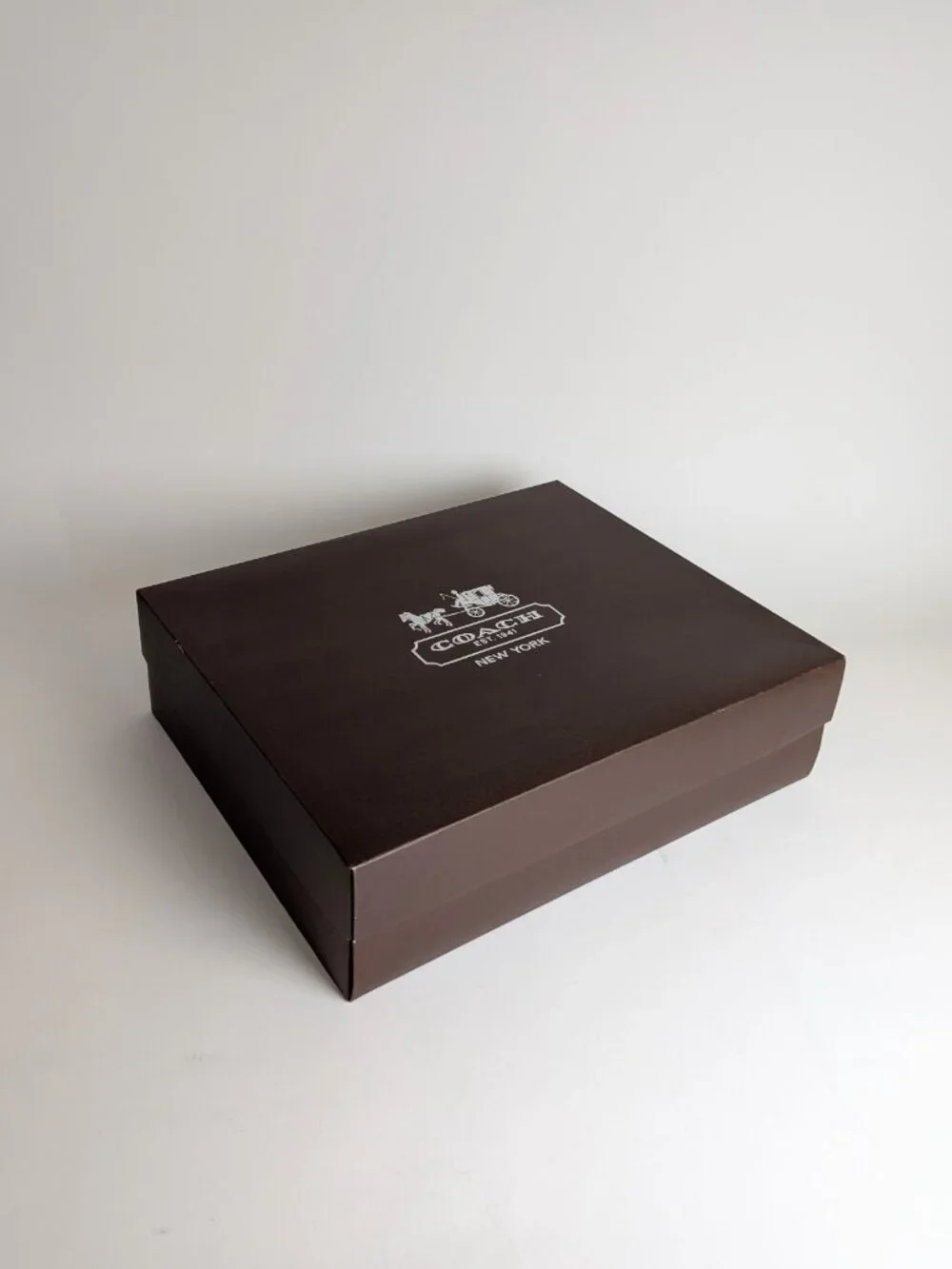 COACH Large Brown Vintage Style Gift Box / Storage Box